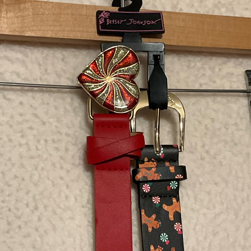 BETSEY JOHNSON sz Small Belt Pack Heart and Gingerbread Designs Red Black NWT